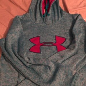 Small under armour hoodie